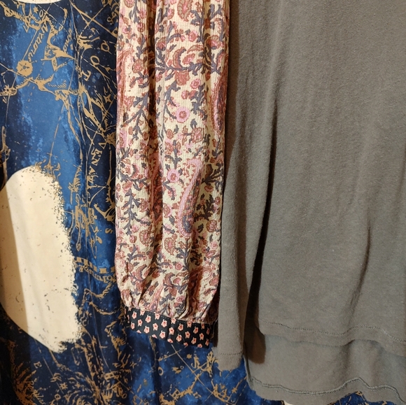 Free People Billow Sleeve Top-Large - Picture 2 of 6